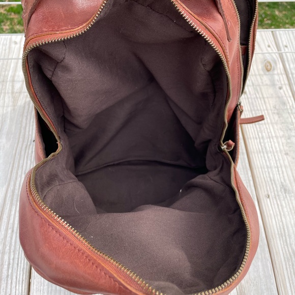 Sold-ABLE Alem backpack - Picture 4 of 8